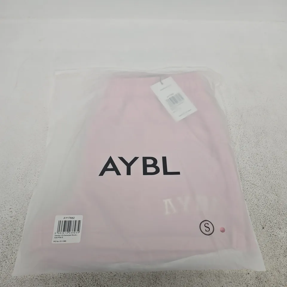BAGGED AYBL VARSITY 2.0 OVERSIZED SHORTS – ICED PINK, UK SMALL
