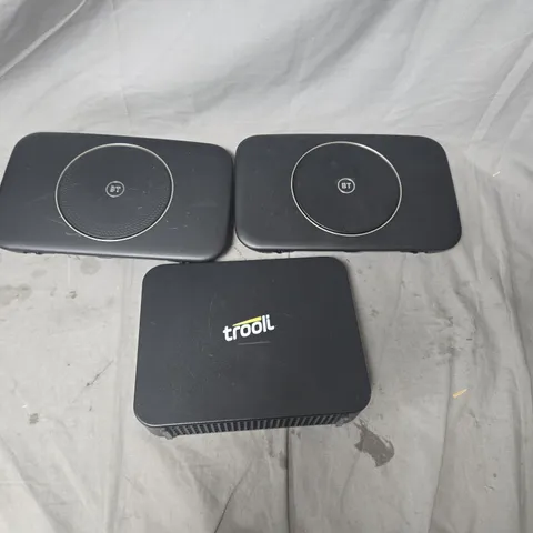 ASSORTED ELECTRICAL ITEMS TO INCLUDE WIFI ROUTERS, CABLES