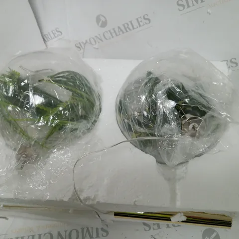 SARA DAVIES SET OF 2 15 CM PRE-LIT FOLIAGE GLASS BAUBLES