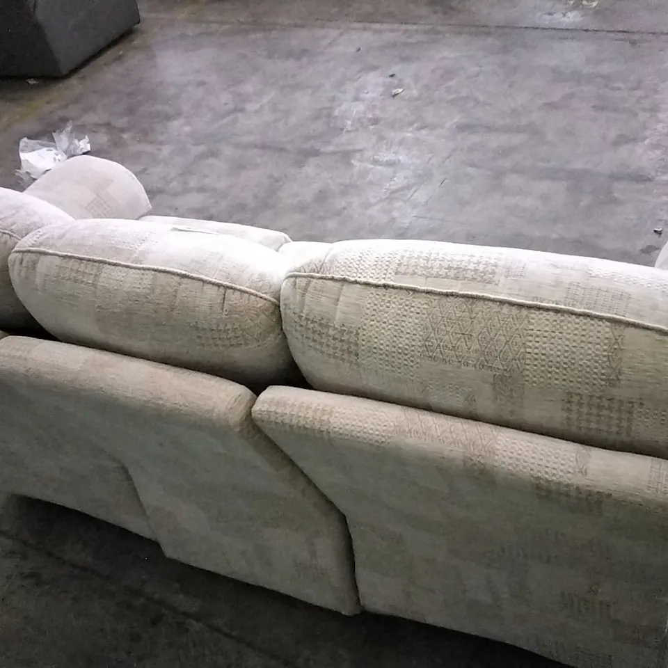 QUALITY BRITISH DESIGNED & MANUFACTURED G PLAN BEIGE PATTERNED 3 SEATER ELECTRIC RECLINING SOFA