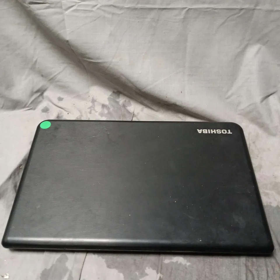 TOSHIBA SATELLITE PRO C50-A-1E6 LAPTOP
