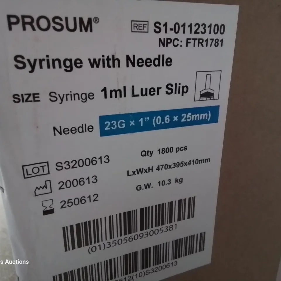 CASE CONTAINING 17 BOXES EACH CONTAINING 100 SYRINGES WITH NEEDLE 1ml LUER SLIP