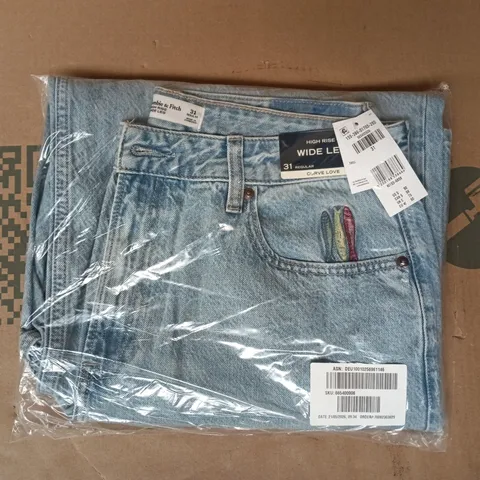 BAGGED ABERCROMBIE & FITCH HIGH RISE WIDE LEG JEANS IN BLUE SIZE 31 REGULAR