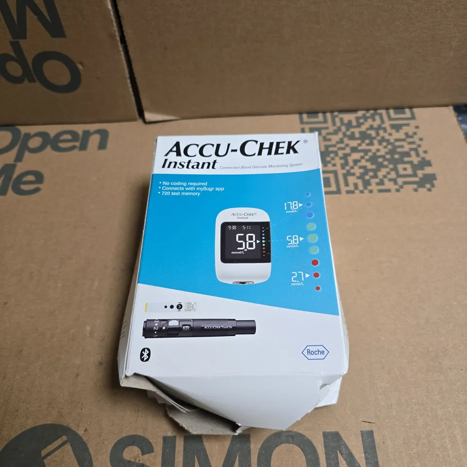 ACCU CHECK INSTANT BLOOD MONITORING SYSTEM BOXED