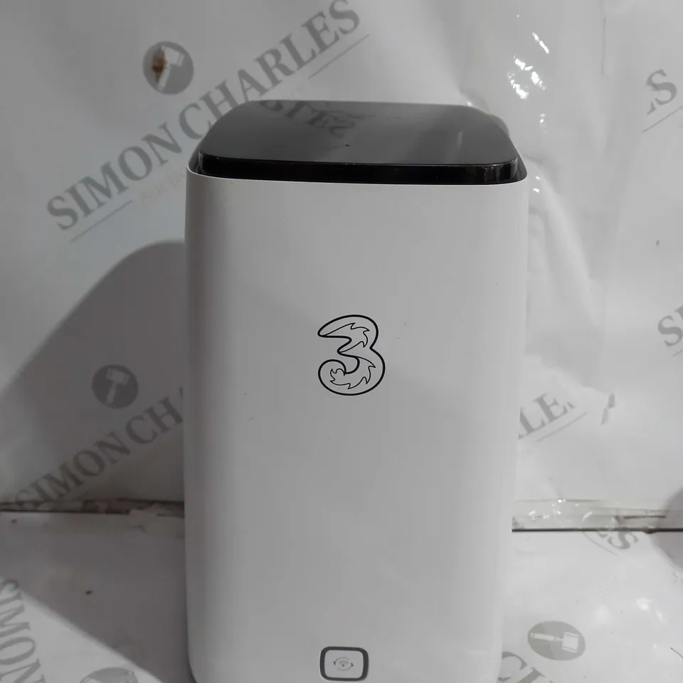 EE 5G NR INDOOR ROUTER NR5103E