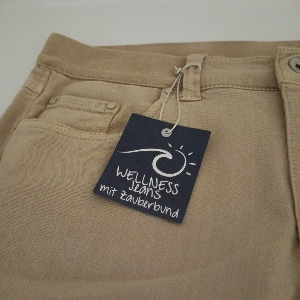 ANNA MONTANA WELLNESS STRETCH JEANS ANGELIKA SLIM FIT BEIGE UK 16 TAGGED