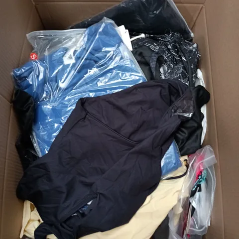 LARGE BOX OF APPROXIMATELY 25 ASSORTED CLOTHING ITEMS IN VARIOUS COLOURS, STYLES AND SIZES - COLLECTION ONLY