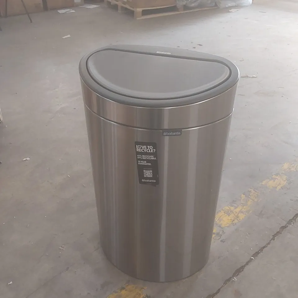 BOXED BRABANTIA TOUCH BIN 