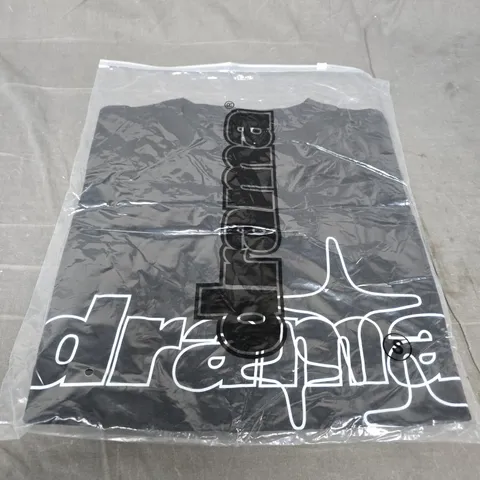 BLACK DRAMA T-SHIRT SIZE S