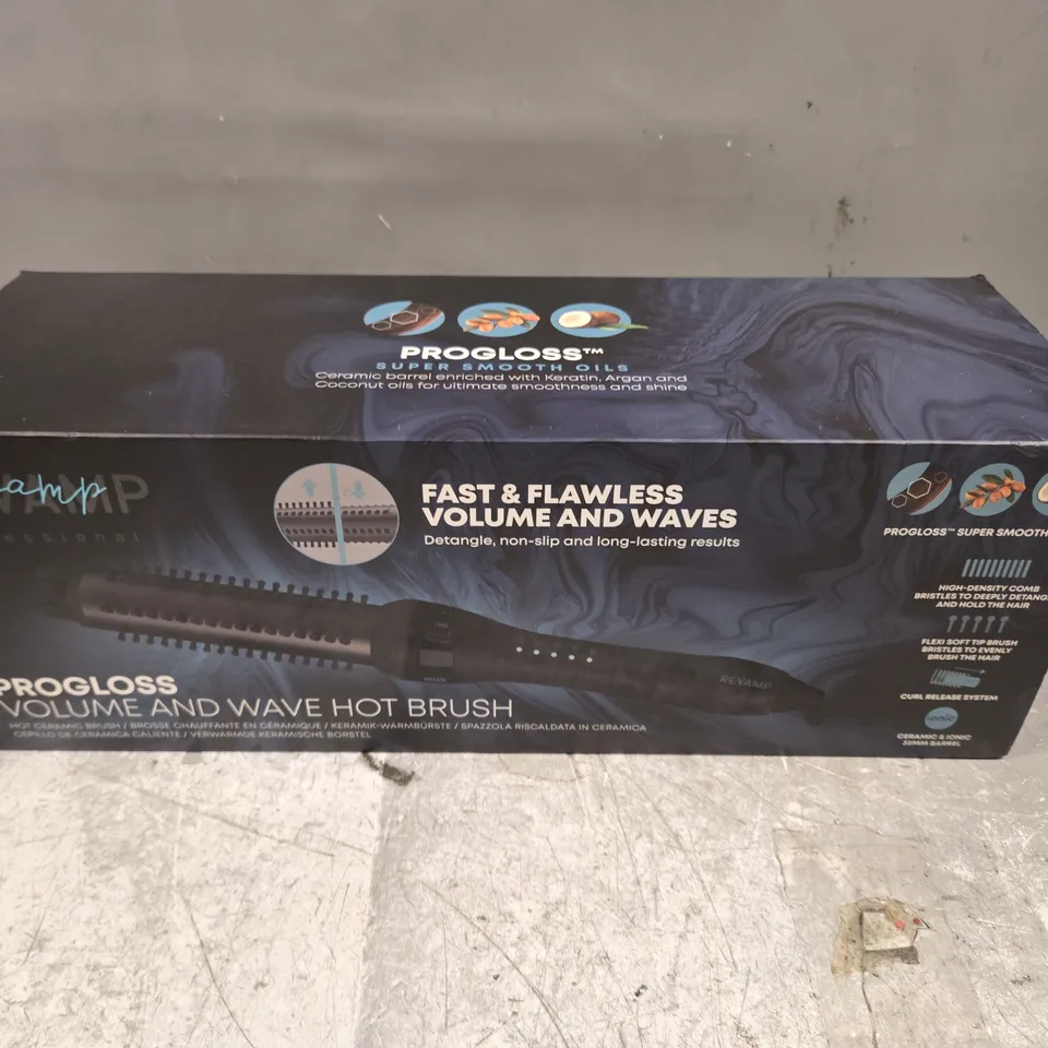 BOXED REVAMP PROGLOSS VOLUME AND WAVE HOT BRUSH BR-1350-GB