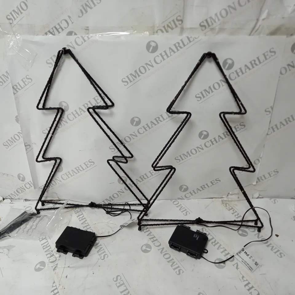 2 XMAS TREE STAKE LIGHTS