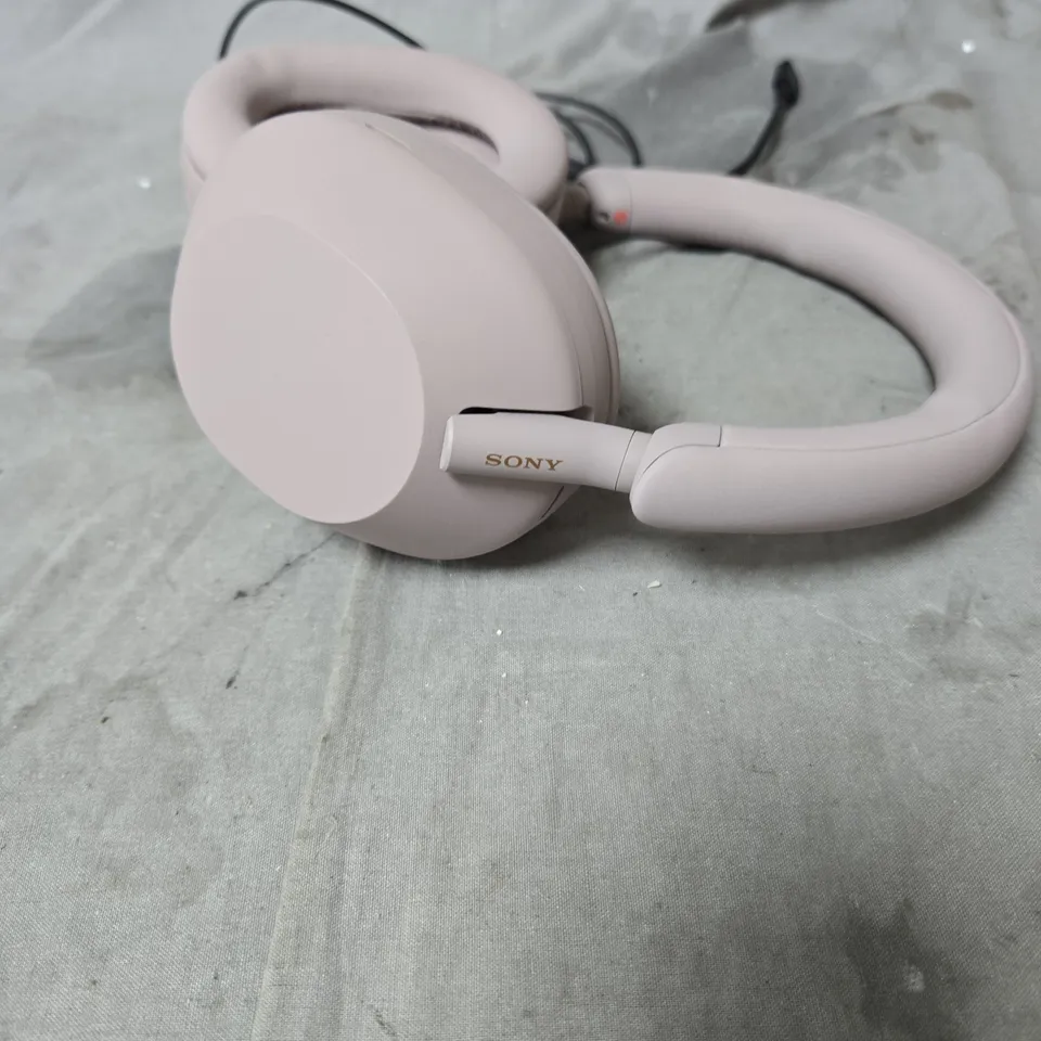 SONY PINK OVER-EAR HEADPHONES WITH DETACHABLE CABLE (INCLUDES SMALL PINK POUCH)