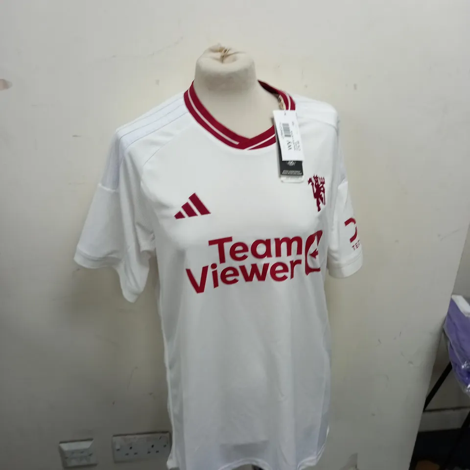 MANCHESTER UNITED SHIRT - LARGE