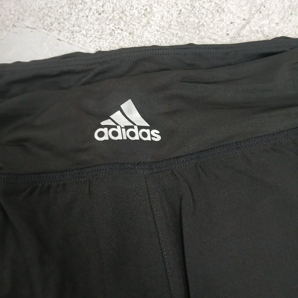 ADIDAS BLACK TRAINING shorts, UK 6 (6/M)
