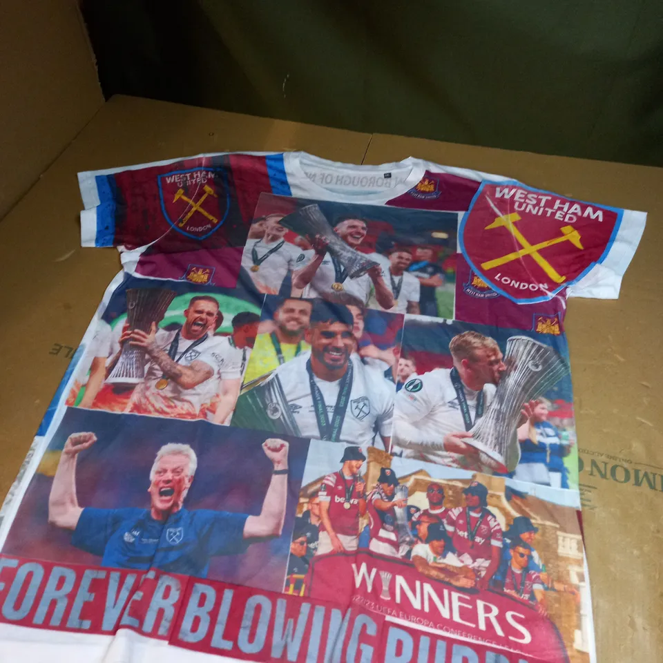 WEST HAM UNITED DESIGNED T-SHIRT SIZE 2XL 