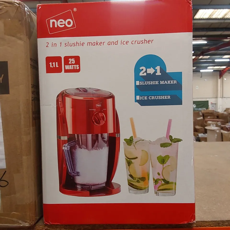 BOXED NEO ICE CRUSHER SLUSH MACHINE - RED (1 BOX)