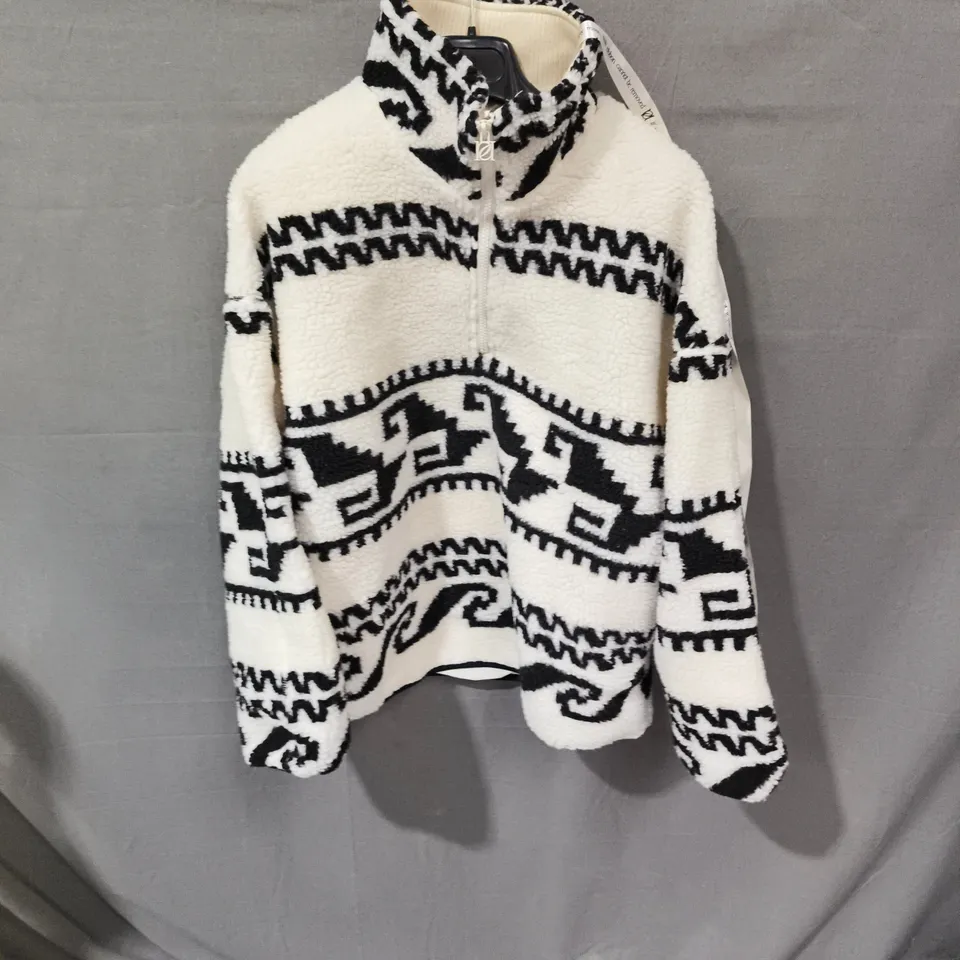 REASN AZTEC DETAIL BORG QUARTER-ZIP SWEATSHIRT – CREME, UK 10 (US 6, EU 38)