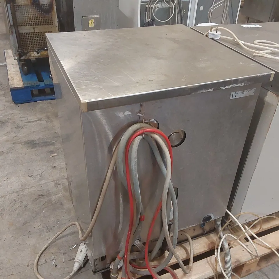 MIELE G7783 COMMERCIAL LABORATORY GLASSWASHER 