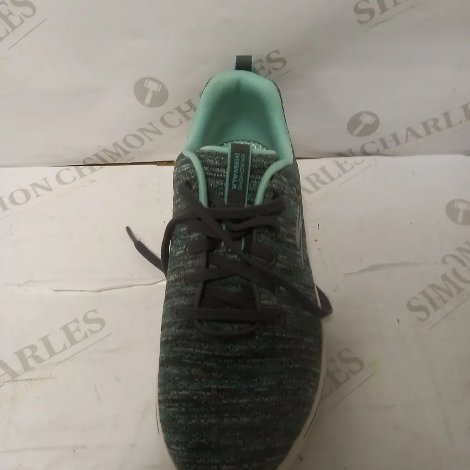 SKECHERS GO WALK TRAINERS, TURQUOISE - SIZE 4
