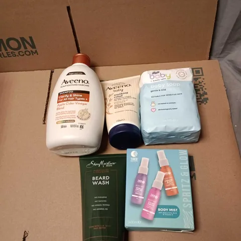 APPROXIMATELY 20 ASSORTED COSMETIC ITEMS TO INCLUDE AVEENO, AVEENO BABY, BOOTS BABY SOAP, BEARD WASH, TIGER MOON BODY MIST GIFT SET ETC