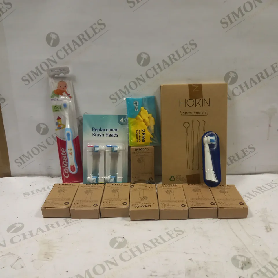 BOX OF 13 ASSORTED DENTAL CARE PRODUCTS, BRUSH HEADS, COLGATE TOOTHBRUSH ETC