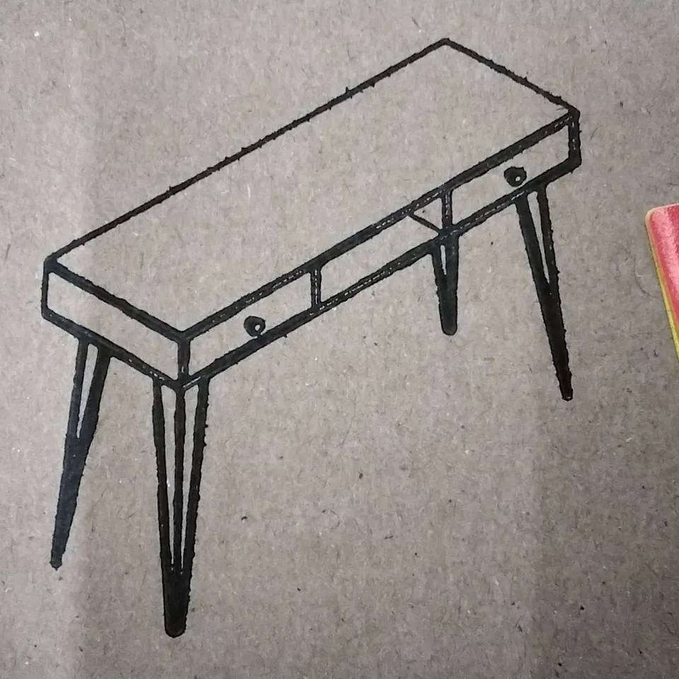 BOXED BRACKLEY COMPUTER DESK