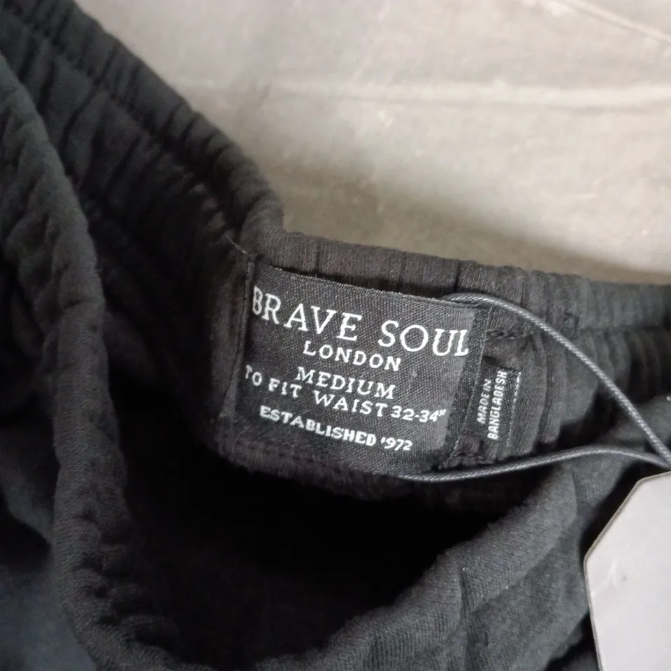 BRAVE SOUL LONDON MEN'S SHORTS – BLACK, WAIST 32-34 (MEDIUM)