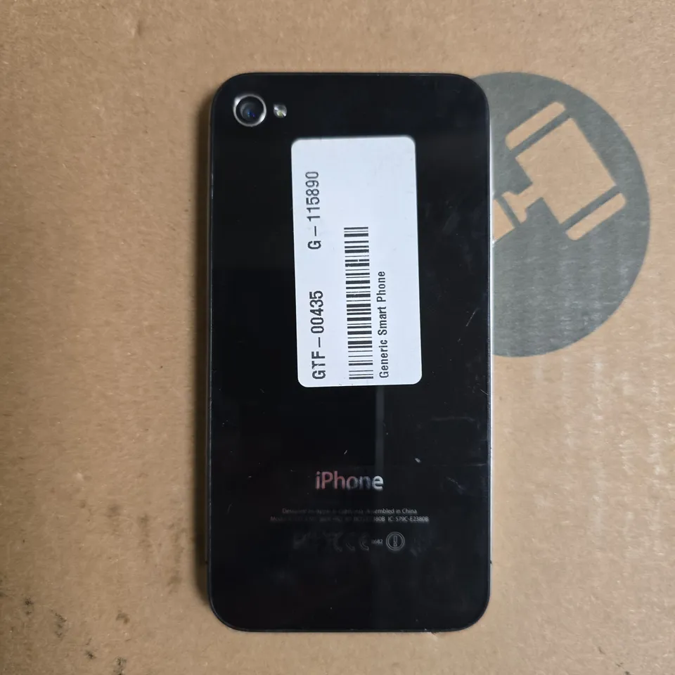 APPLE IPHONE 4 SMARTPHONE