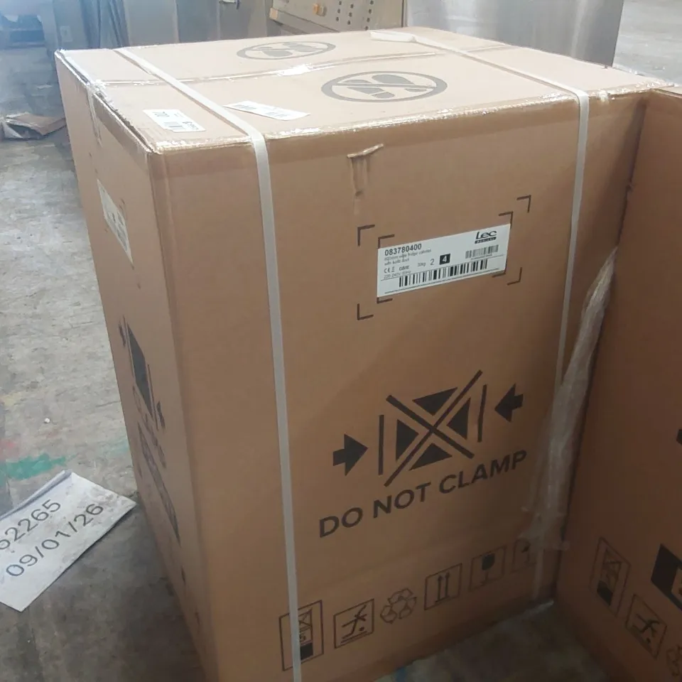 BOXED LEC MEDICAL 600MM WIDE FRIDGE CABINET WITH SOLID DOOR