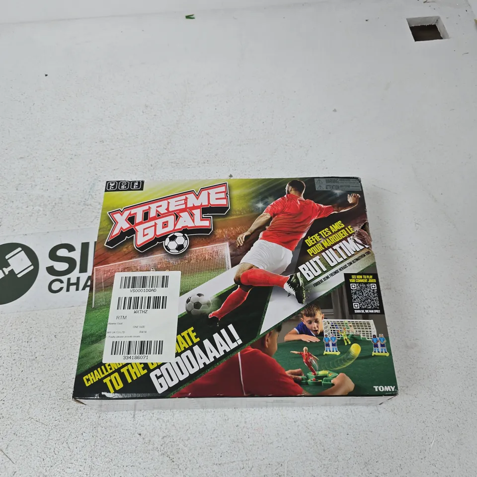 XTREME GOAL TABLETOP SOCCER GAME – BOXED (TOMY)