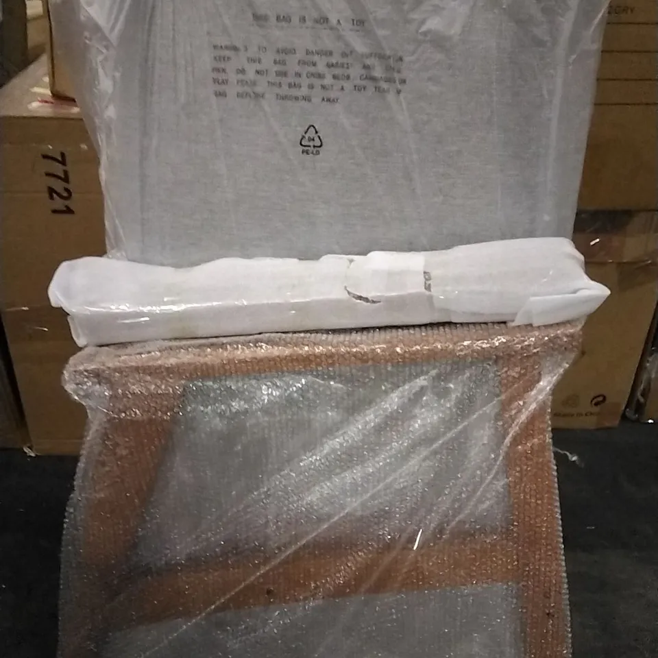 BOXED 63.5 CM WIDE ARMCHAIR UPHOLSTERED GREY