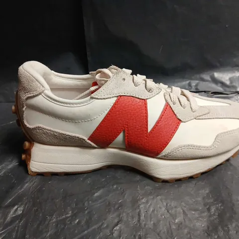 NEW BALANCE TRAINERS – UK SIZE 4.5