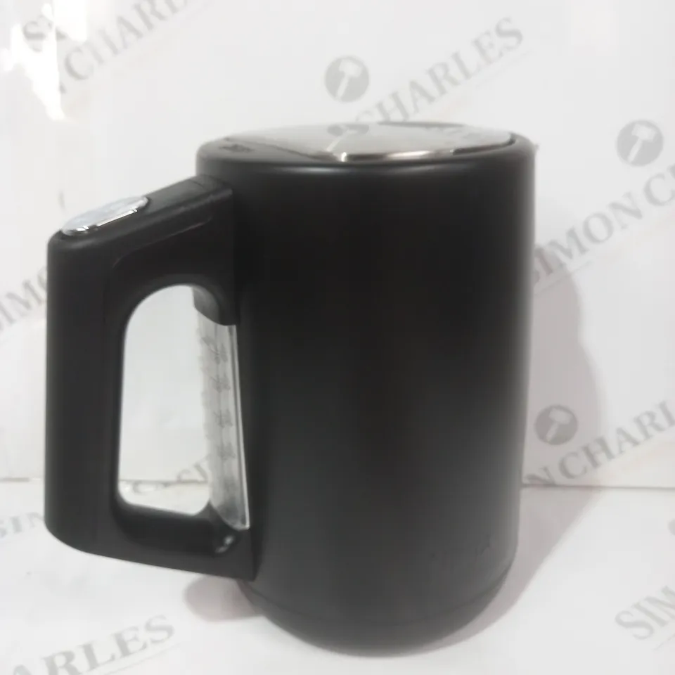 BOXED OUTLET NINJA PERFECT TEMPERATURE KETTLE KT200UK