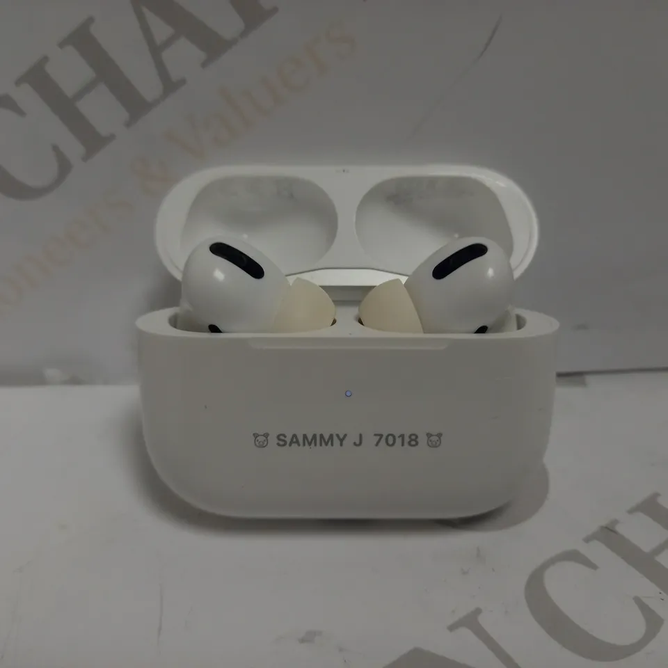 APPLE AIRPODS PRO 