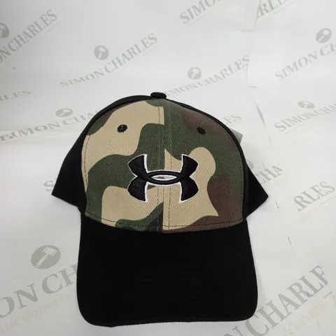 UNDER ARMOUR CAMO BASEBALL CAP