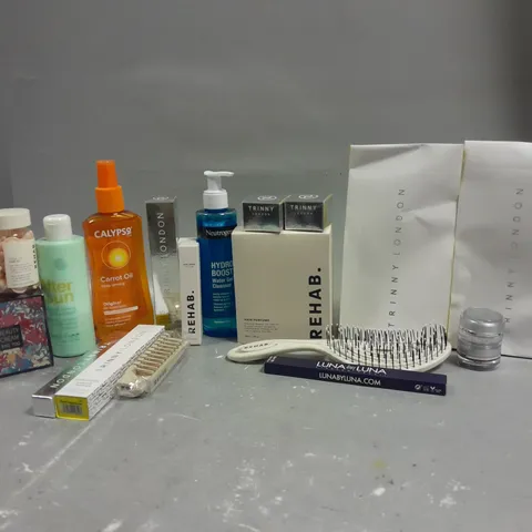 BOX OF APPROXIMATELY 15 ASSORTED COSMETIC ITEMS TO INCLUDE- REHAB HAIR PERFUME - REHAB HAIRBRUSH - CALYPSO DEEP TANNING, ETC.