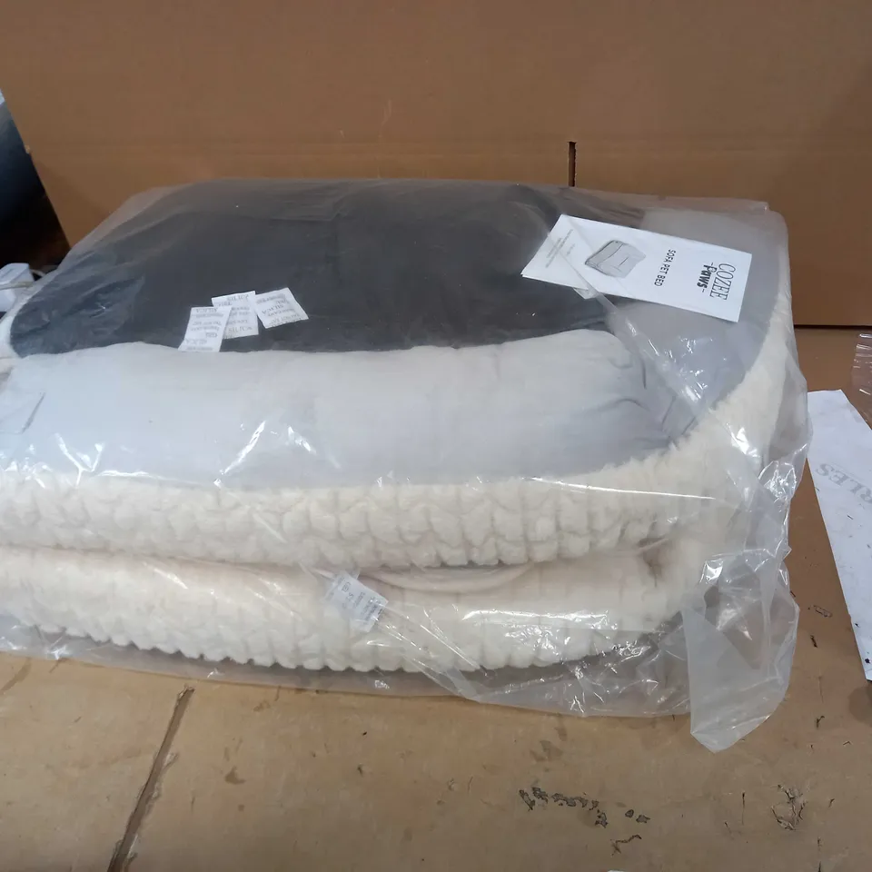 COZEE HOME ROLL UP FRONT SOFA PET BED