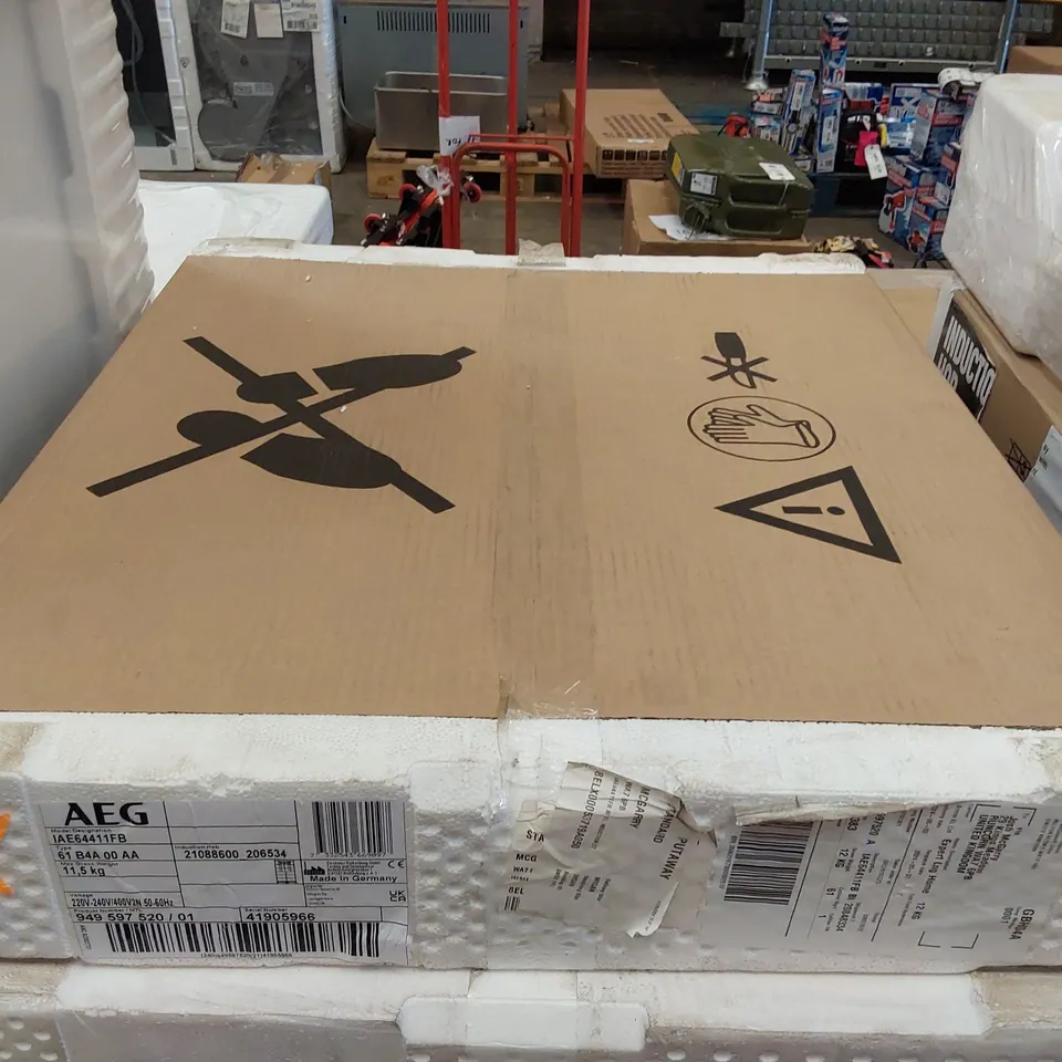 AEG 7000 SENSEBOIL BUILT-IN INDUCTION HOB 60 cm Model IAE64411FB RRP £550