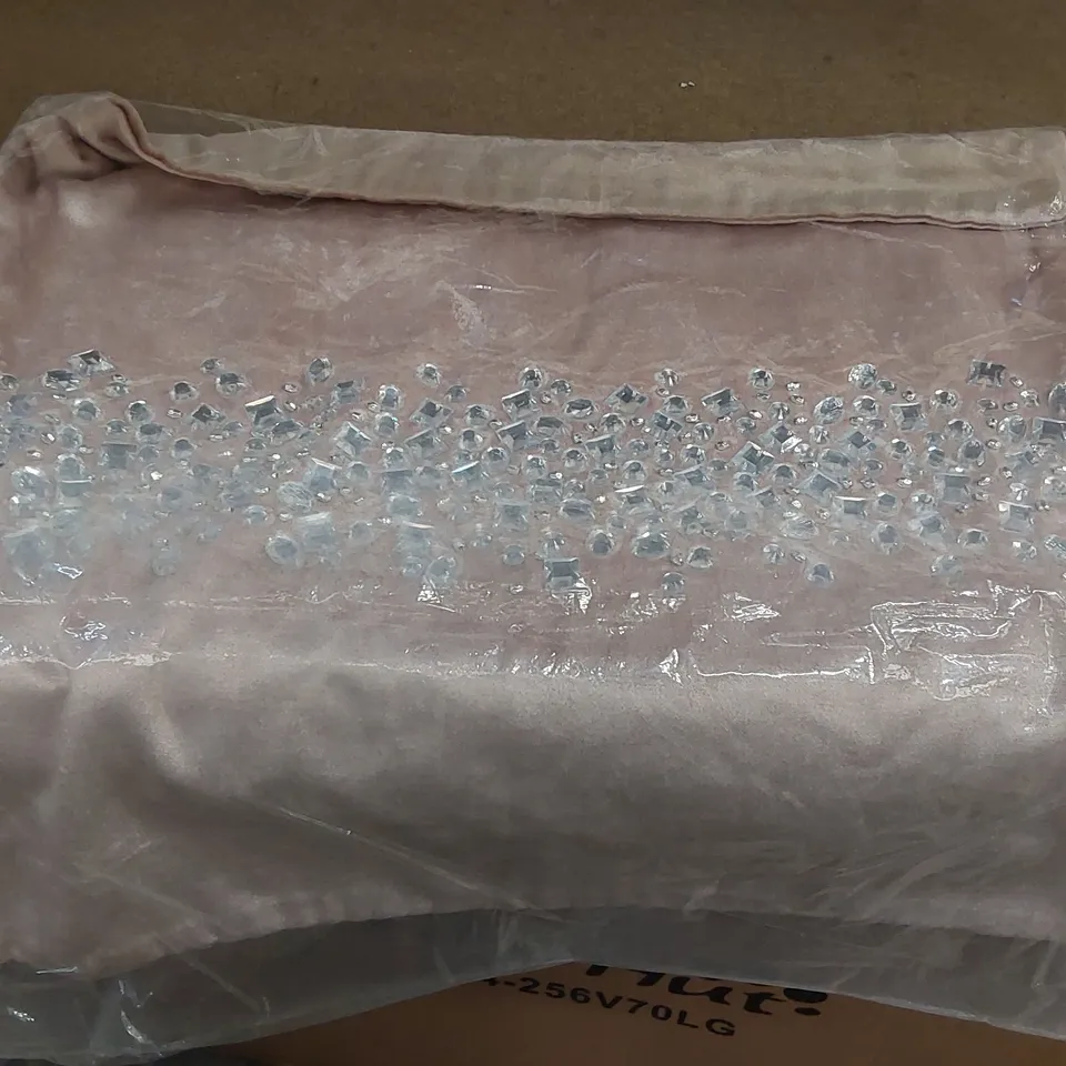 BAGGED ERICKSON CUSHION COVER - PINK VELVET (1 ITEM)