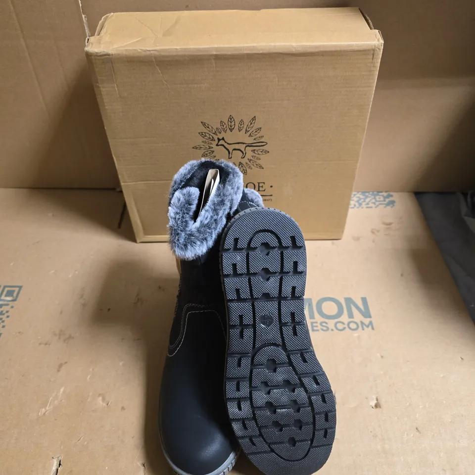 JO & JOE BLACK FUR-LINED WINTER BOOT – WOMEN'S - UK SIZE 4