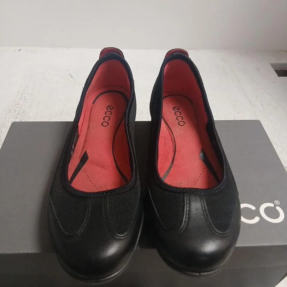 ECCO WOMEN’S SLIP-ON SHOES – BLACK LEATHER, UK3 (EU35)