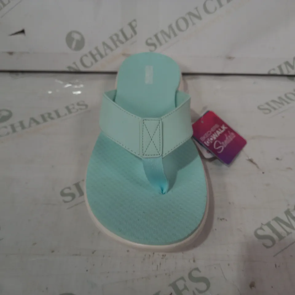 BOXED PAIR OF SKECHERS GO WALK SANDALS IN CYAN UK SIZE 5