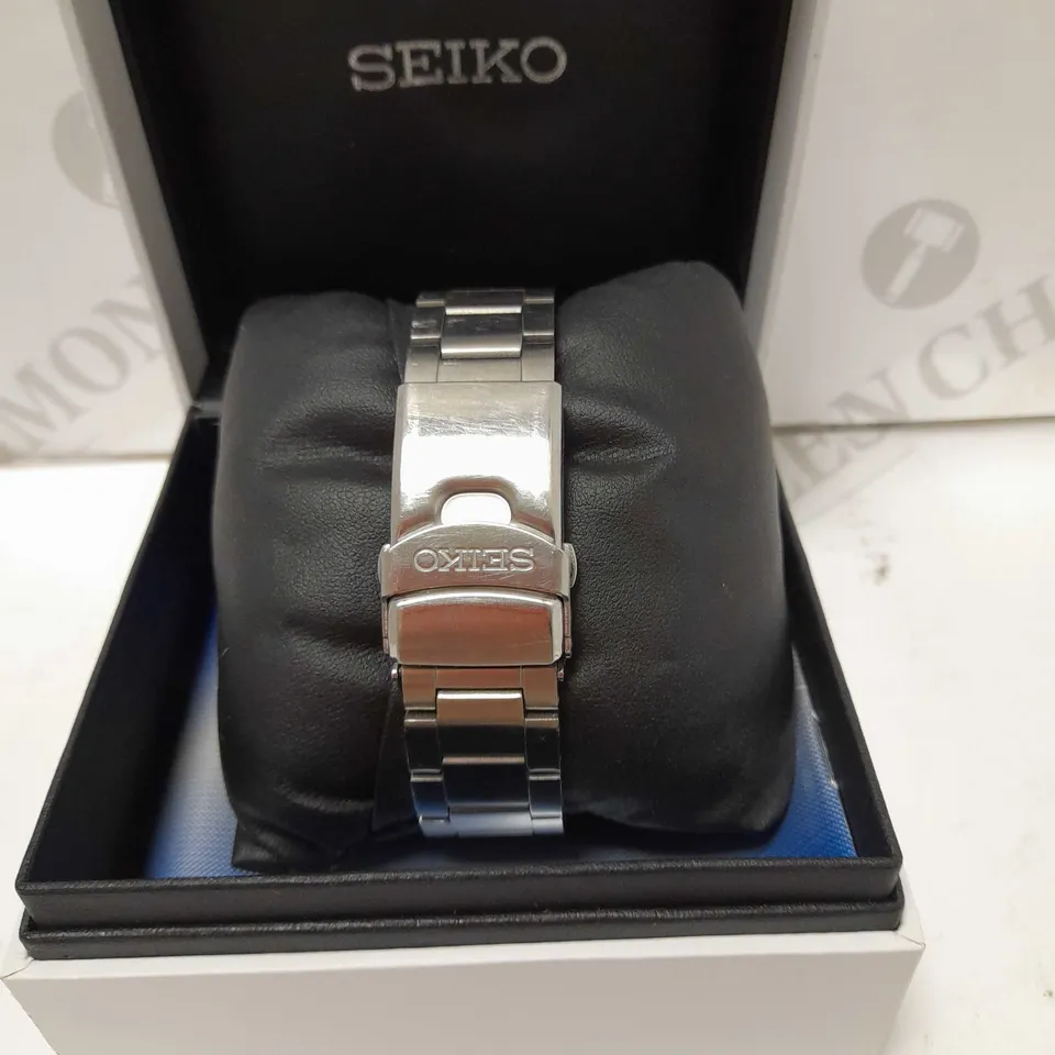 SEIKO AUTOMATIC SPORTS WATCH - SILVER WITH BLUE FACE 
