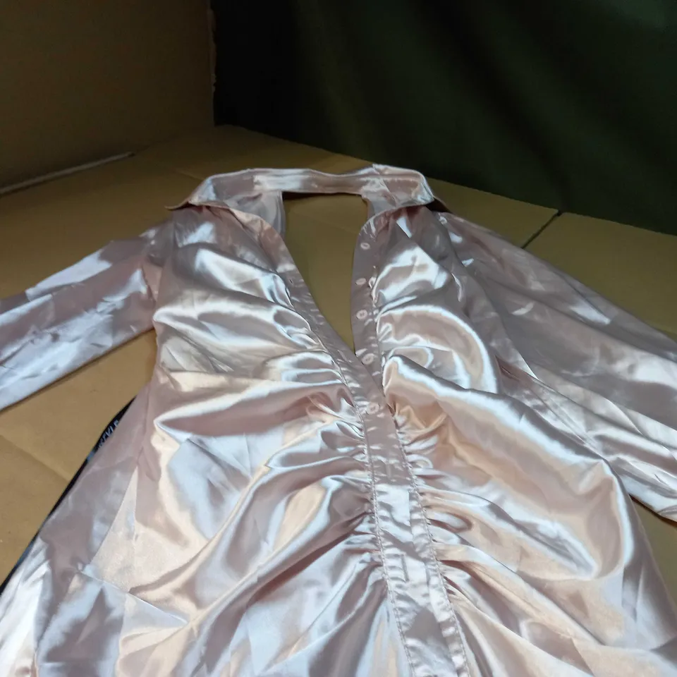 NOTHINGBUTSTYLE MINK SATIN LOW BACK STATEMENT SHIRT DRESS - MEDIUM