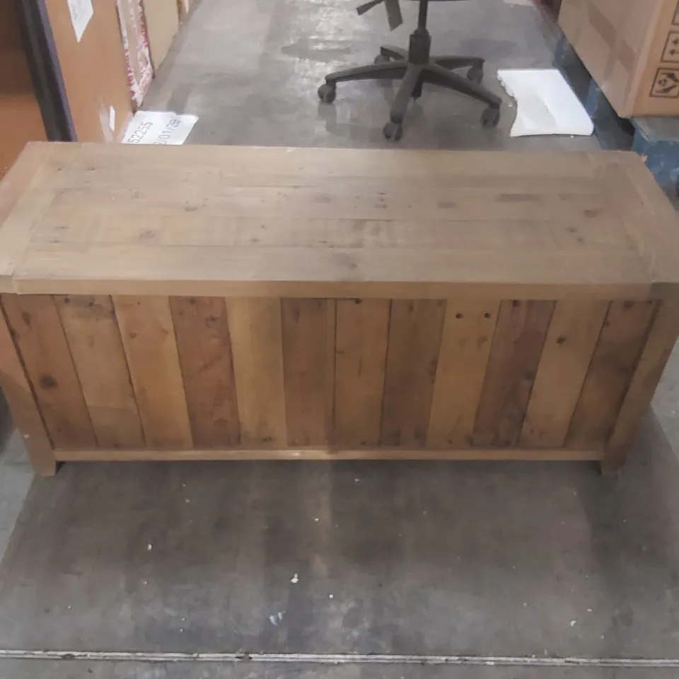 ELVEDEN STORAGE BENCH