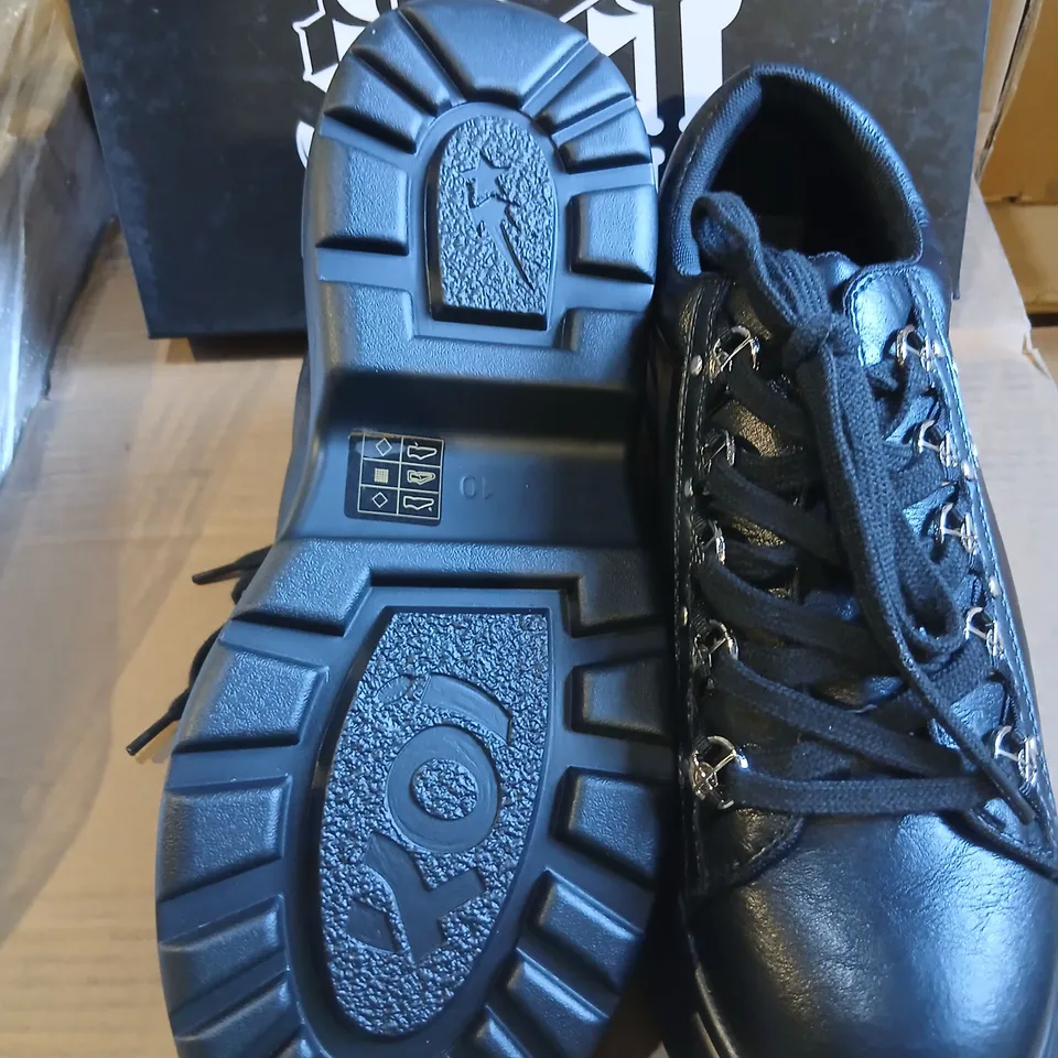 KOI X GHOST ZENITH MEN'S CRUCIFIX CHUNKY TRAINERS – UK 10, BLACK