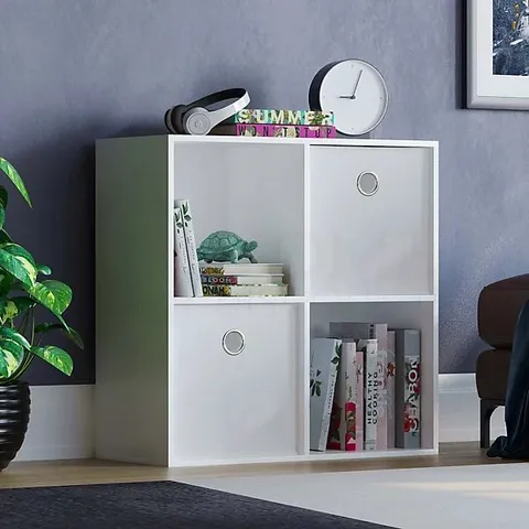 BOXED HOME GARDEN DIRECT IR032 2*2 CUBE STORAGE, WHITE WITH 2 GREY BASKETS