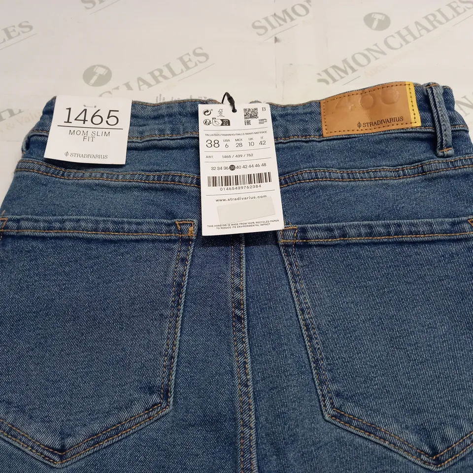 STRADIVARIUS 1465 MOM SLIM FIT JEANS - UK 10