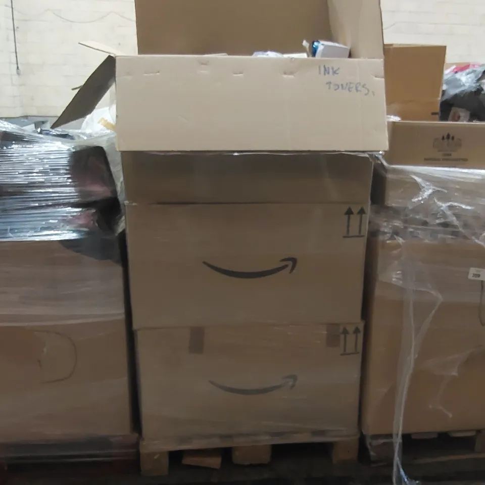 PALLET CONTAINING A LARGE QUANTITY OF ASSORTED INK CARTRIDGES