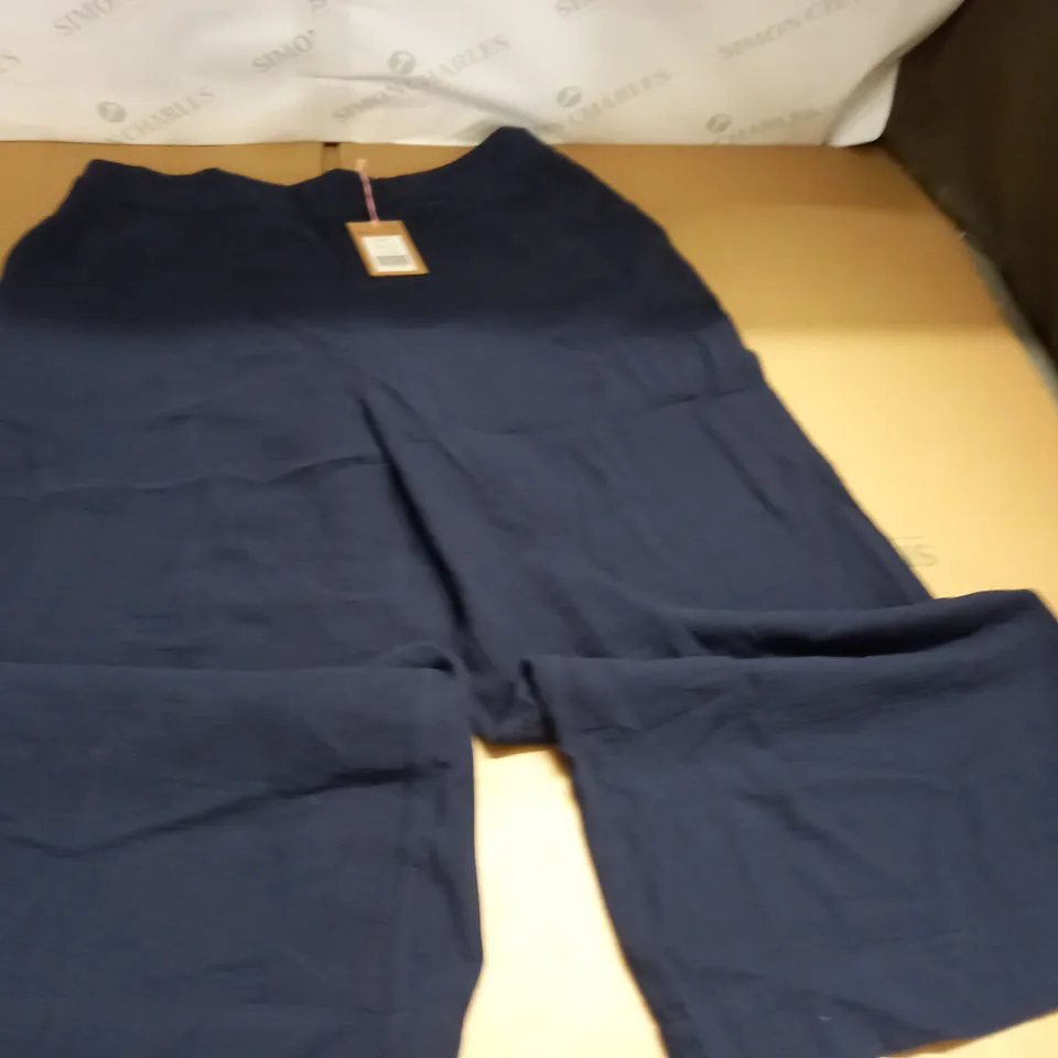 BODEN RELAXED TROUSERS - UK 18